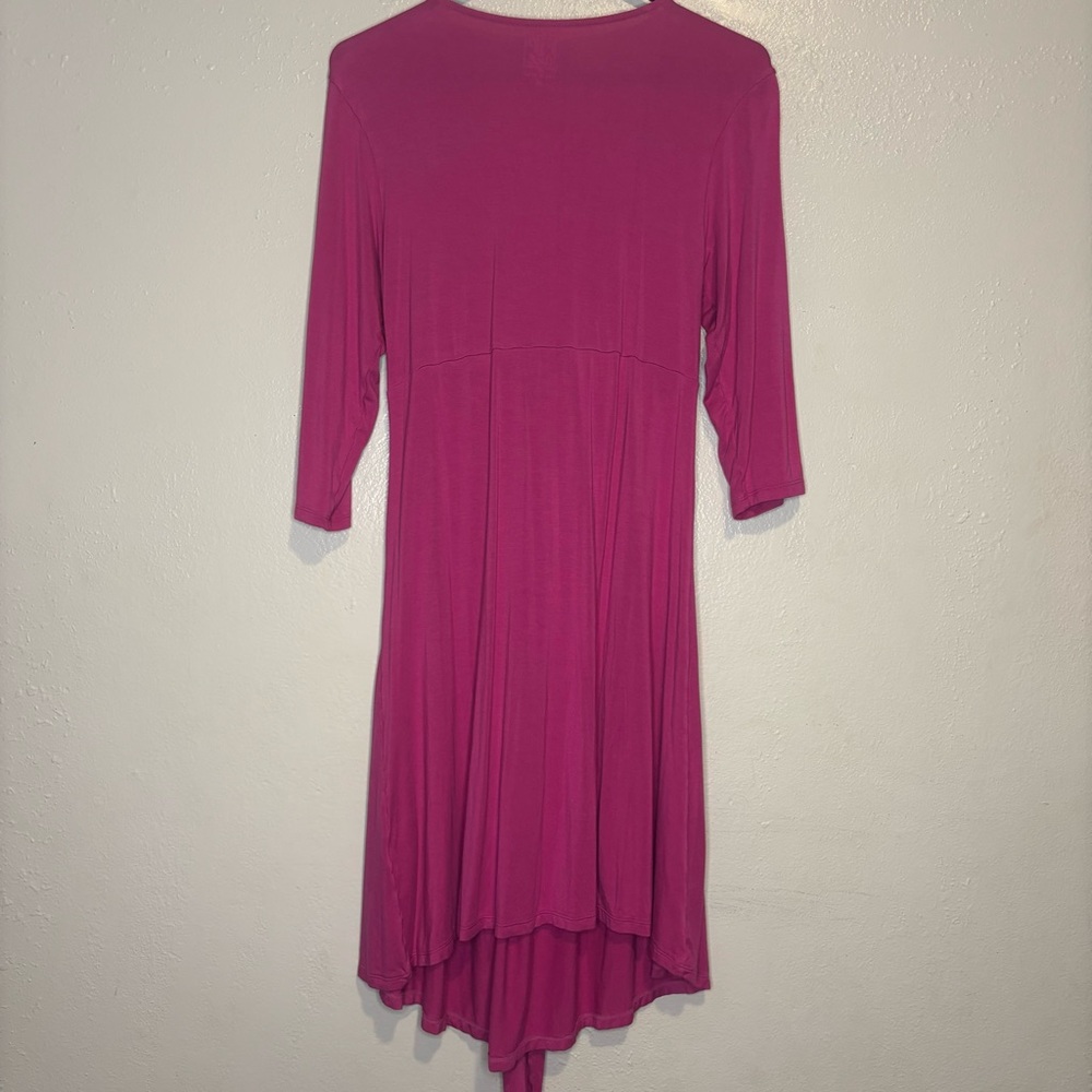 Magenta‎ Maternity & Nursing Pink Wrap Dress Pip & Vine Size Medium Pregnant - Picture 4 of 7